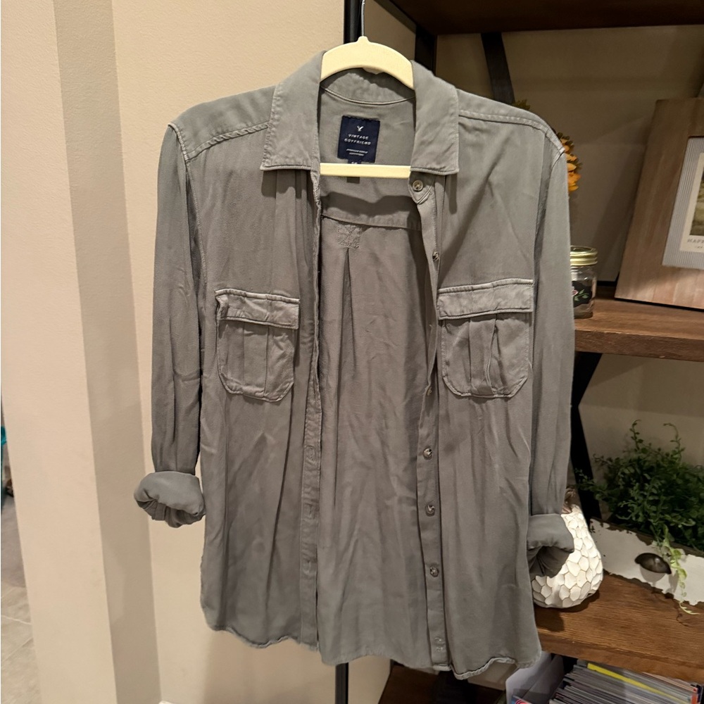 American Eagle Outfitters Vintage Boyfriend Shirt